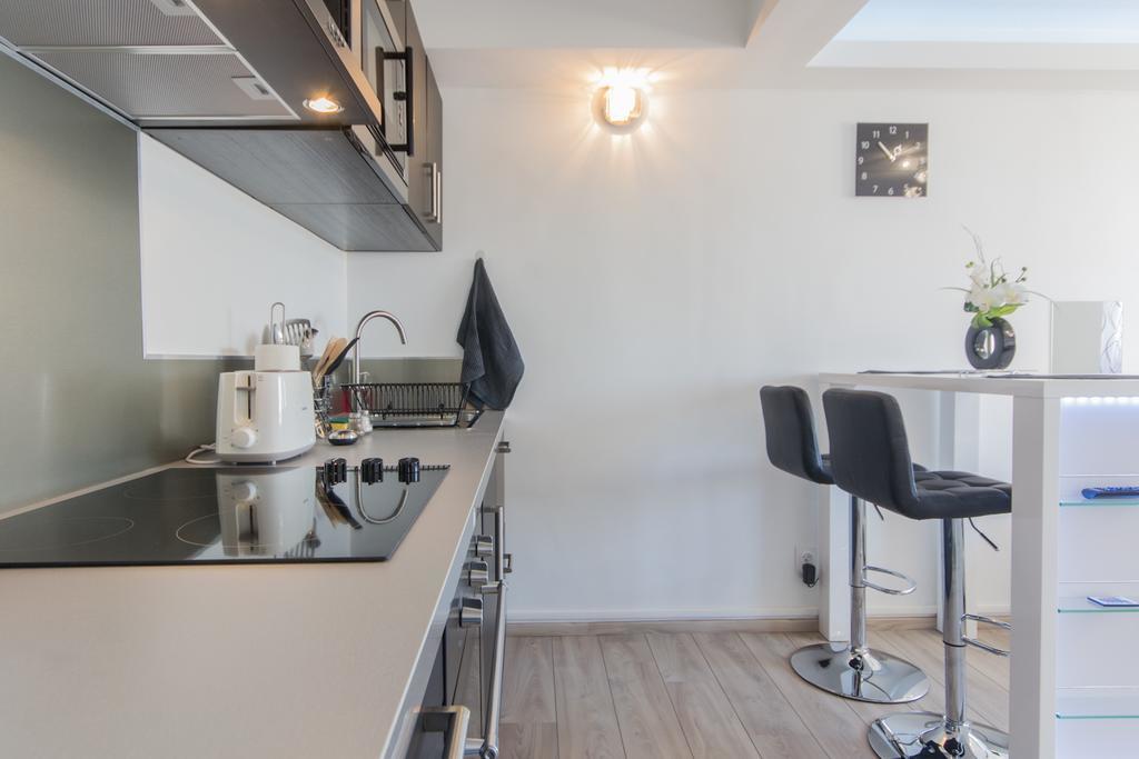 Sweethome Dijon - Black & White מראה חיצוני תמונה